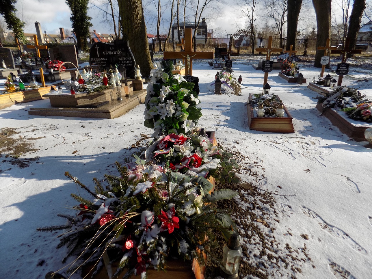 Grób Paweł Majewski