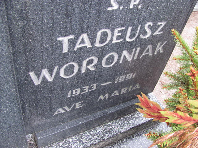Grób Tadeusz Woroniak
