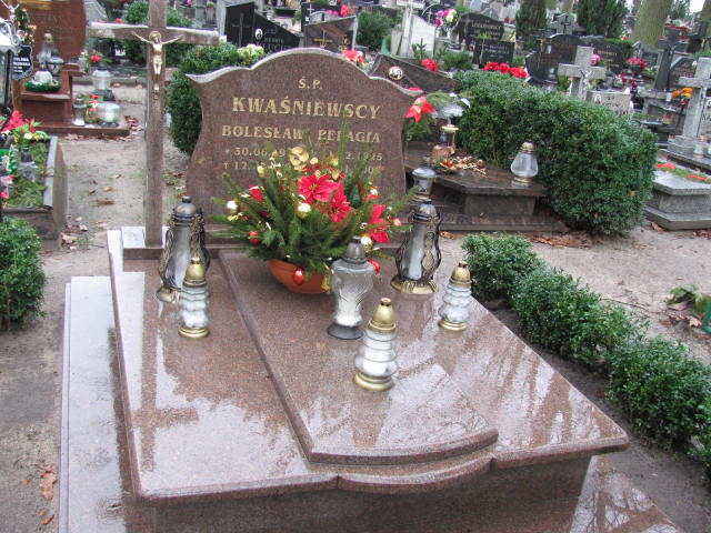Grób Bolesław Kwaśniewski