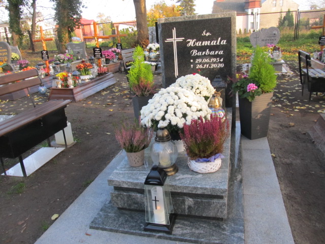Grób Barbara Hamala