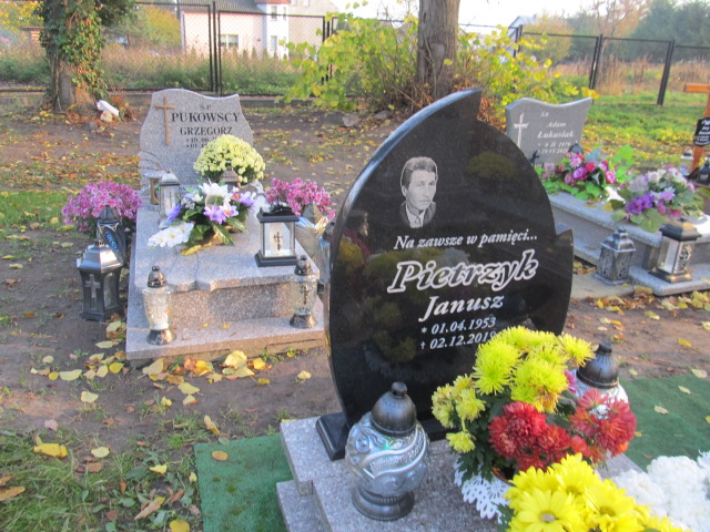 Janusz Pietrzyk 1953 Wolin - Grobonet - Wyszukiwarka osób pochowanych