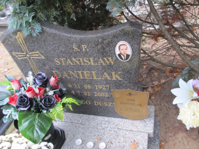 Jan Danielak 1954 Wolin - Grobonet - Wyszukiwarka osób pochowanych